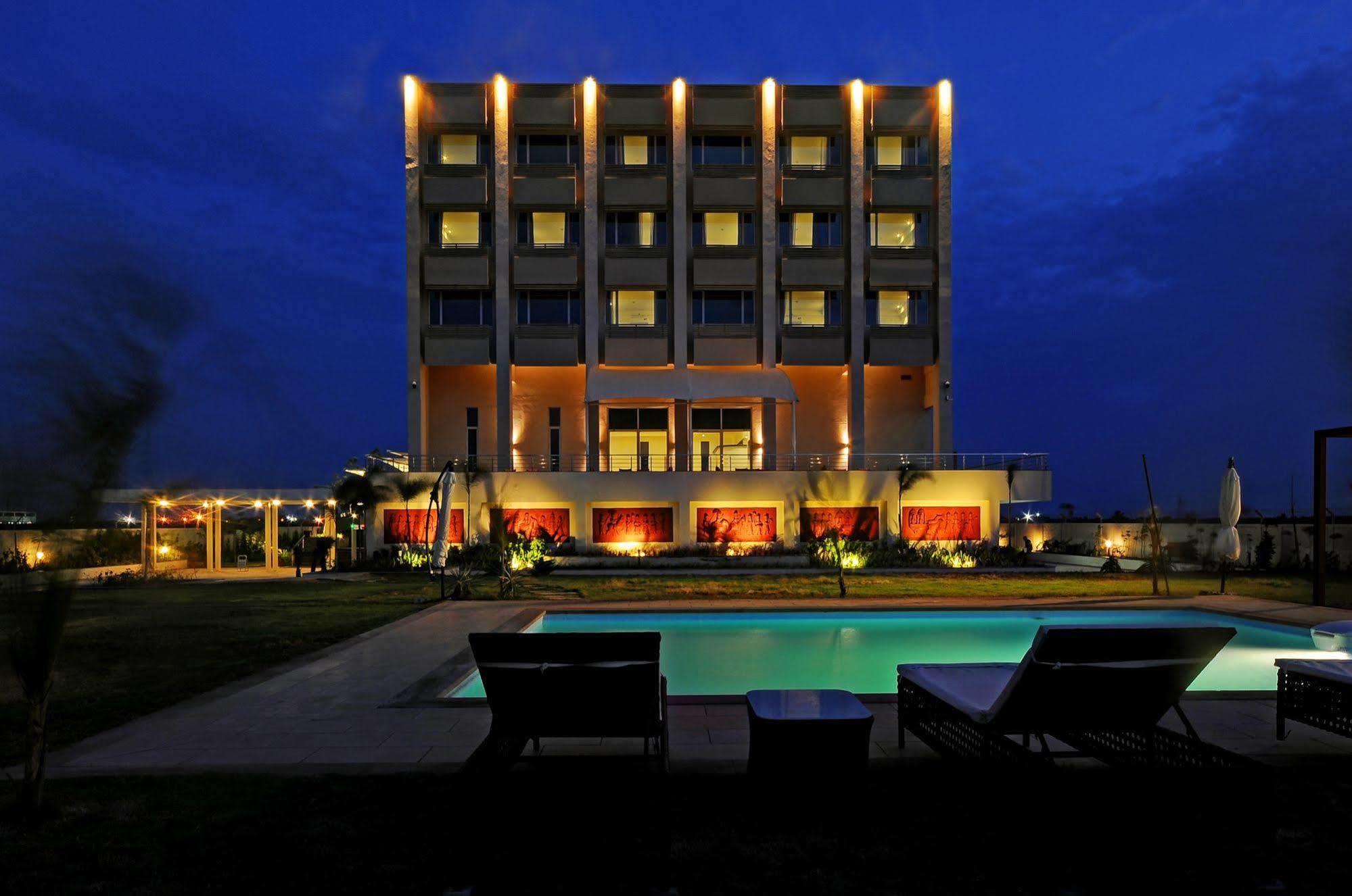 Regenta Central Hestia Dahej, Bhensali Экстерьер фото
